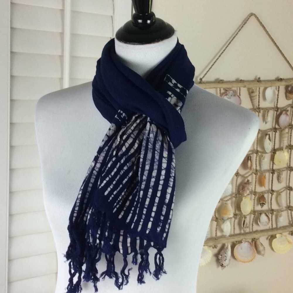 Liz Sinclair Navy/White Scarf